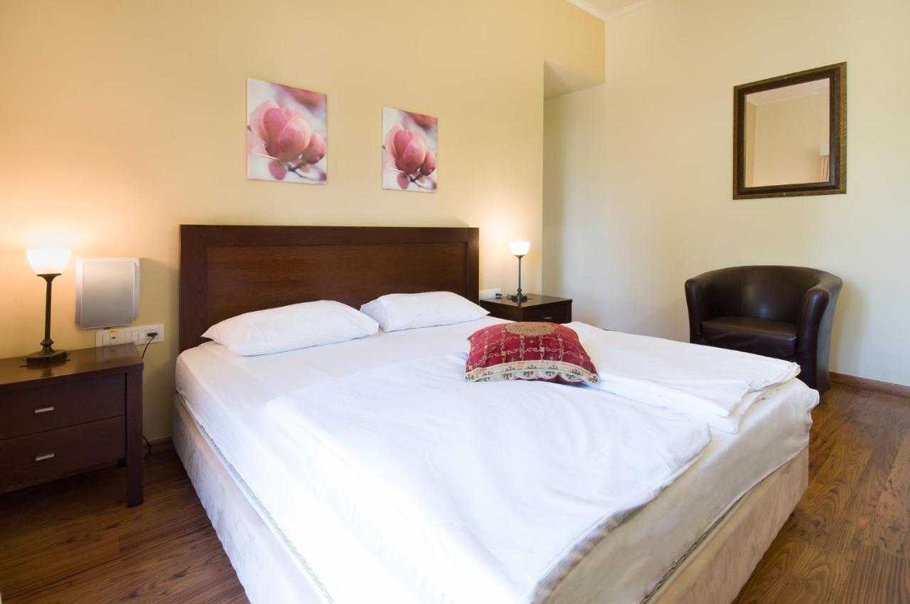 Hotel Zohar Badeshe Daliyya Esterno foto