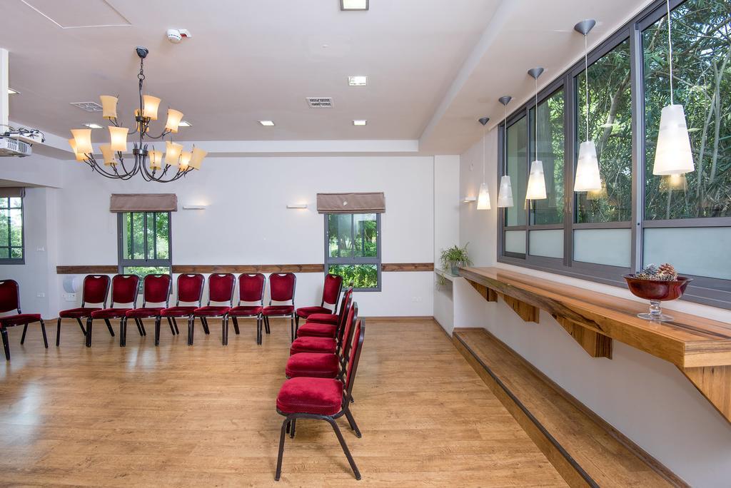 Hotel Zohar Badeshe Daliyya Esterno foto