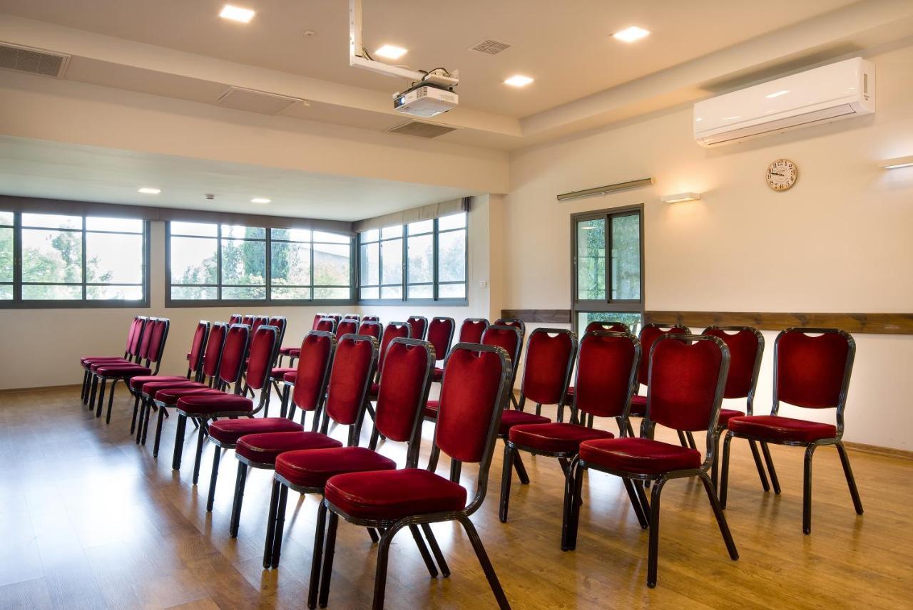 Hotel Zohar Badeshe Daliyya Esterno foto