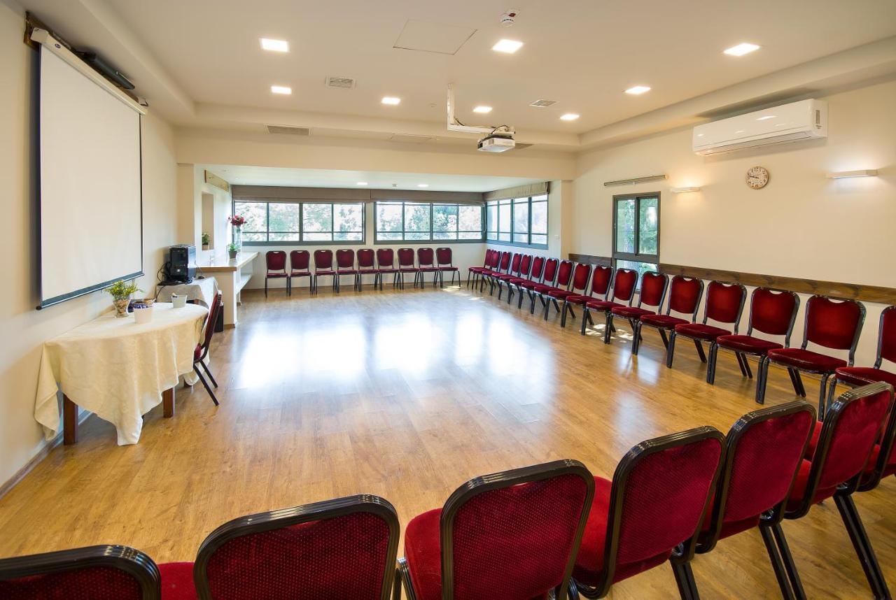 Hotel Zohar Badeshe Daliyya Esterno foto